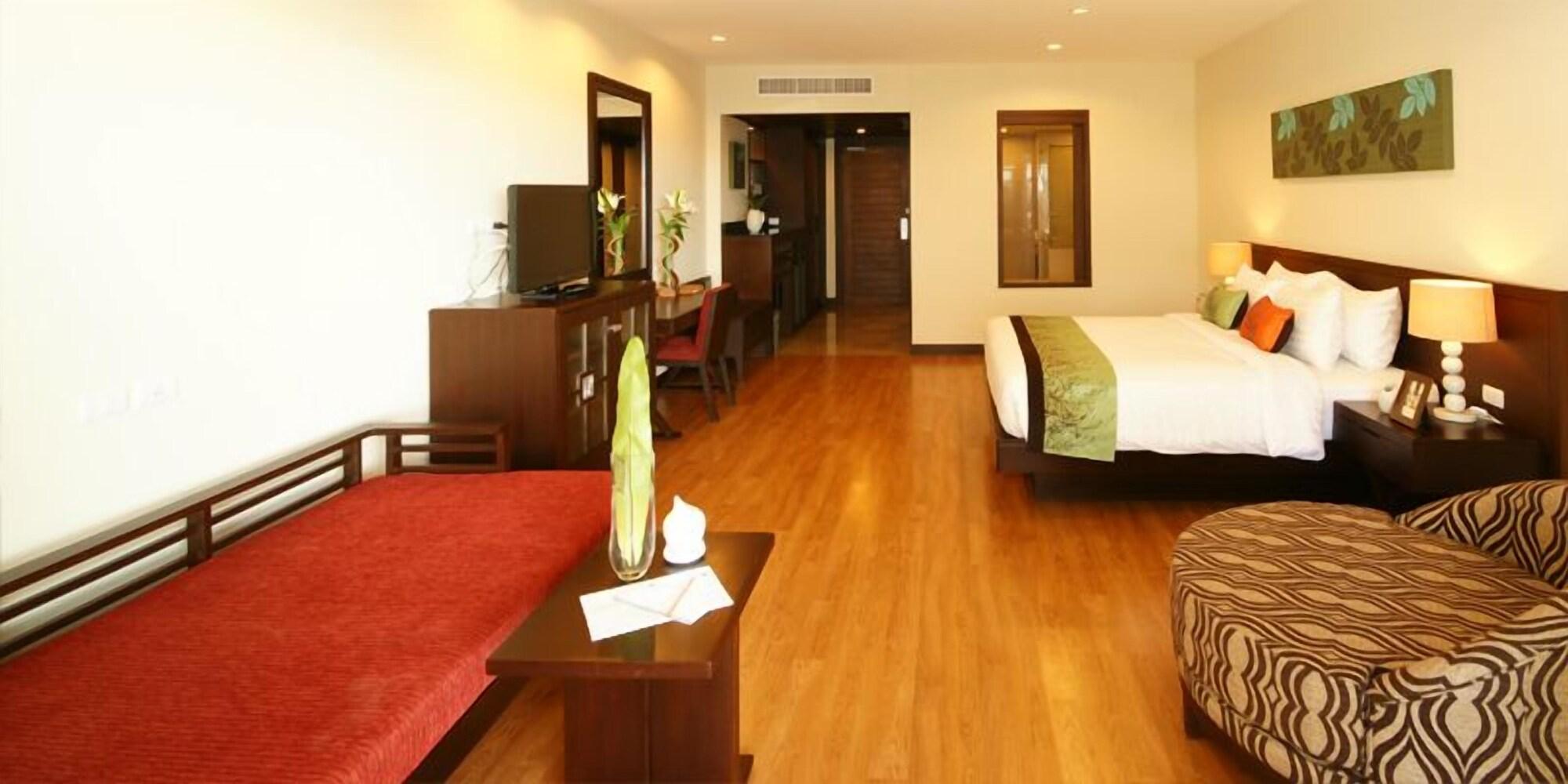 The Heritage Pattaya Beach Resort-Sha Bagian luar foto