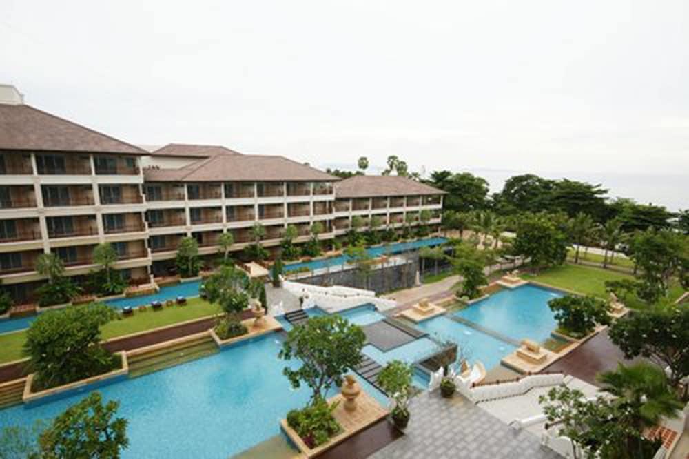 The Heritage Pattaya Beach Resort-Sha Bagian luar foto